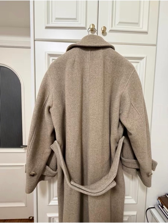 COS Oversized Rounded Wool Coat - Picture 5 of 6